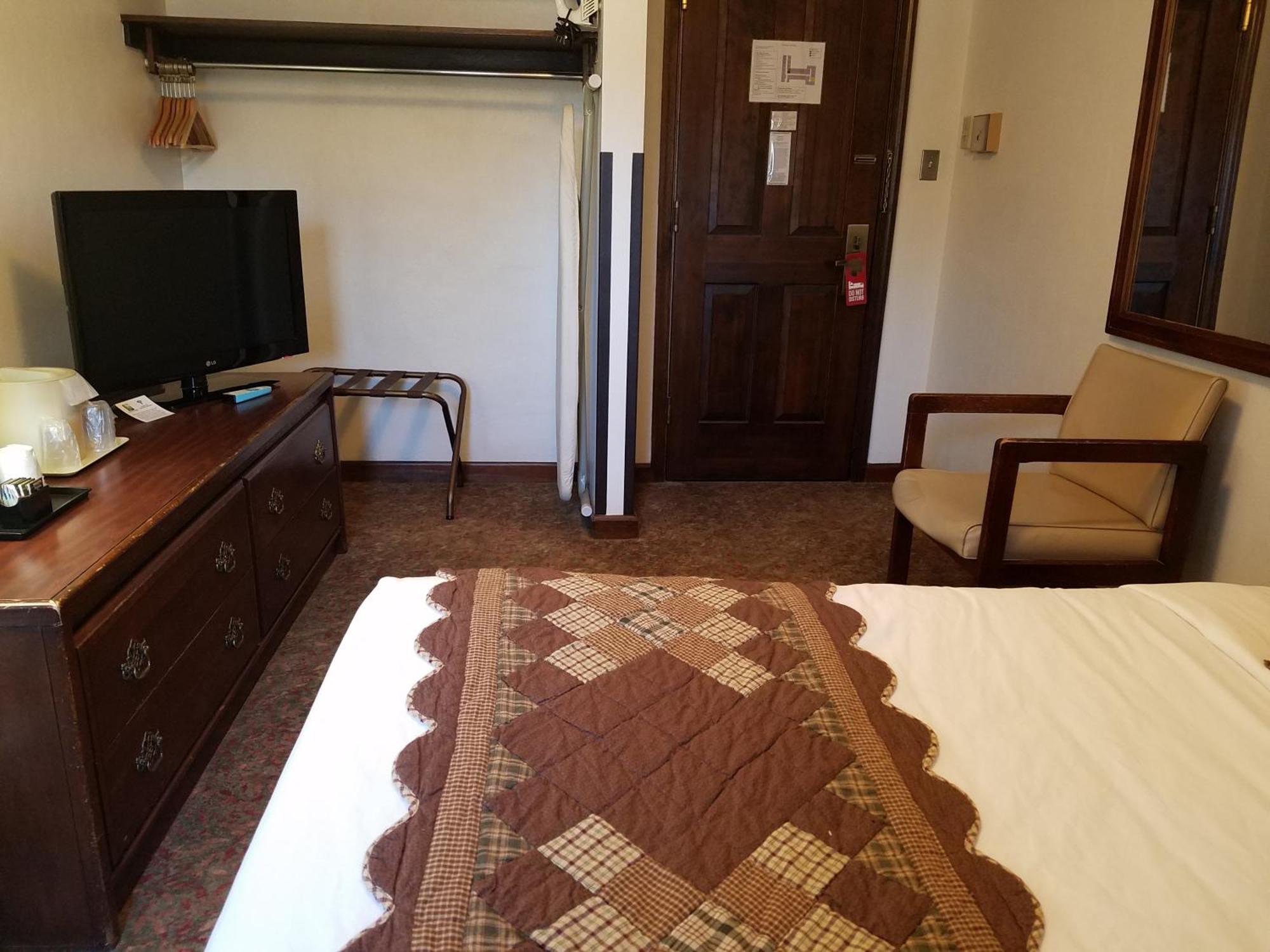 Potawatomi Inn & Cabins แองโกลา ห้อง รูปภาพ