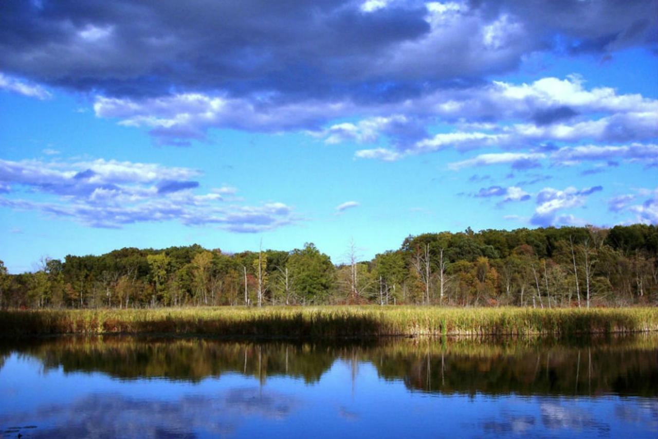 Potawatomi Inn & Cabins แองโกลา ภายนอก รูปภาพ